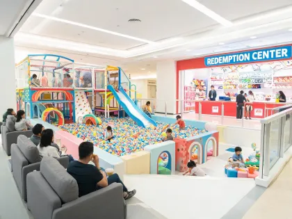 Family entertainment center